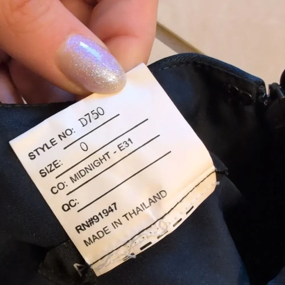 NWT Alfred Sung V-Neck Full Skirt Satin Maxi Dress Midnight Navy Blue Size 0 - Picture 8 of 13